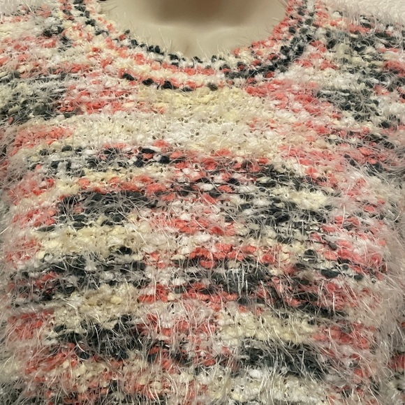 NWT Okboth Eyelash Sweater Multicolored Soft Crew Neck Sweater - Picture 3 of 8